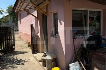 Casă - 4 camere de vanzare VALENII DE MUNTE - Prahova anunturi imobiliare Prahova