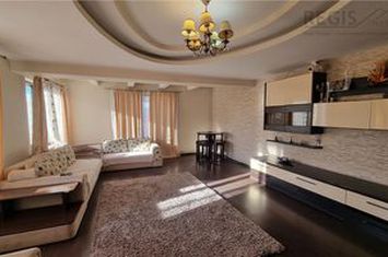 Vilă - 6 camere de inchiriat SANPETRU - Brasov anunturi imobiliare Brasov