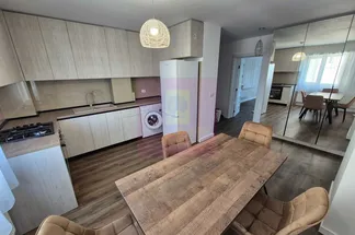Apartament 3 camere de vânzare Bucuresti - P-ta Alba Iulia