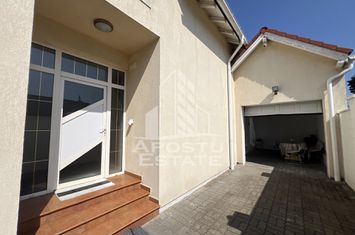 Vila P+M finisata clasic cu piscina anunturi imobiliare Timis