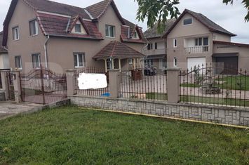 Vilă - 7 camere de vanzare MIHAI VITEAZU - Cluj anunturi imobiliare Cluj