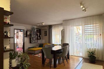 Apartament 3 camere de vanzare FLORESTI - Cluj anunturi imobiliare Cluj
