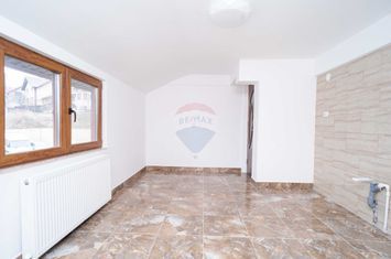 Apartament cu 3 camere de vânzare în zona Bucium anunturi imobiliare Iasi