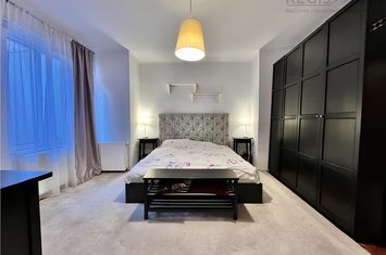 Apartament 5 camere de inchiriat ULTRACENTRAL - Brasov anunturi imobiliare Brasov