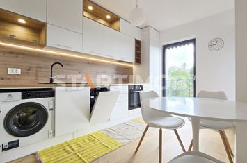Apartament prima inchiriere cu parcare subterana anunturi imobiliare Brasov