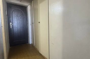 Garsonieră de vanzare TRACTORU - Brasov anunturi imobiliare Brasov
