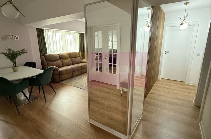 Apartament de 3 camere la vanzare in zona bd Unirii anunturi imobiliare Bucuresti