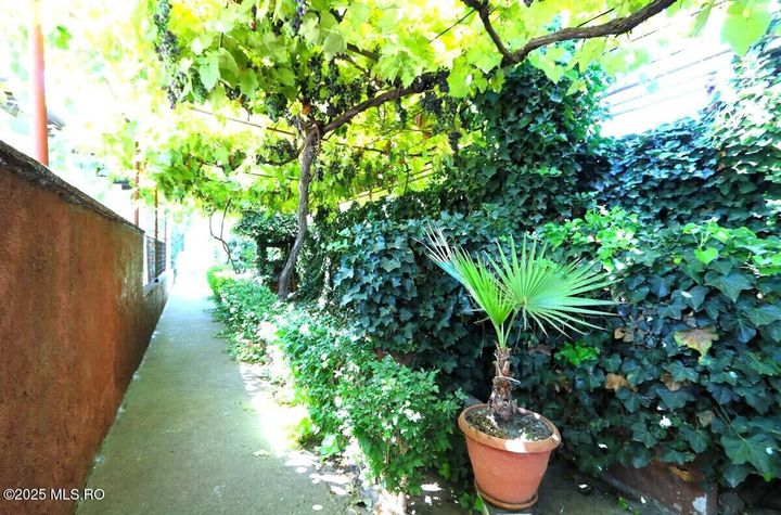 Palazu Mare - Strada Gheorghe Baritiu 16, casa cu teren de 680 mp! anunturi imobiliare Constanta