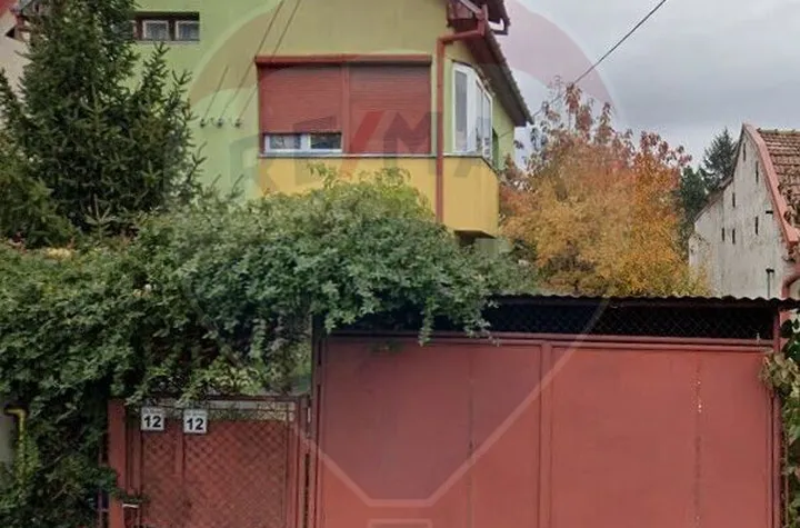 Casă / Vilă în zona Dambul Rotund anunturi imobiliare Cluj