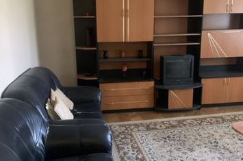 Apartament 3 camere de vanzare GEORGE ENESCU - Dolj anunturi imobiliare Dolj