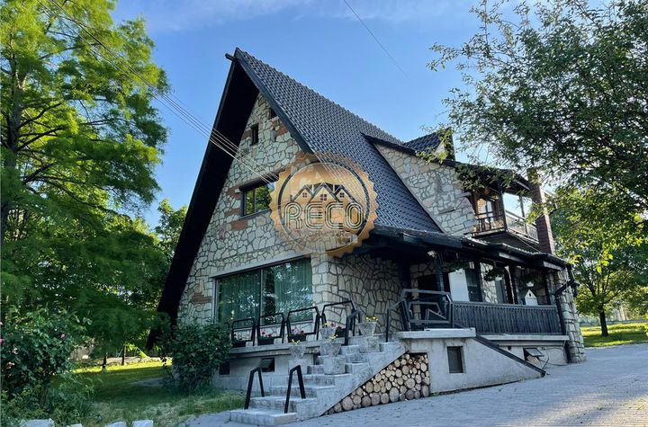 Casă - 4 camere de vanzare DEALURI ORADEA - Bihor anunturi imobiliare Bihor