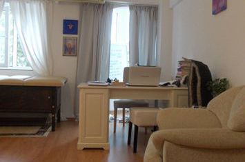 Apartament tip studio, ideal birou, metrou Pta Victoriei, anunturi imobiliare Bucuresti