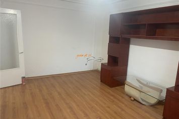 Apartament 3 camere de vanzare CENTRAL - Vrancea anunturi imobiliare Vrancea