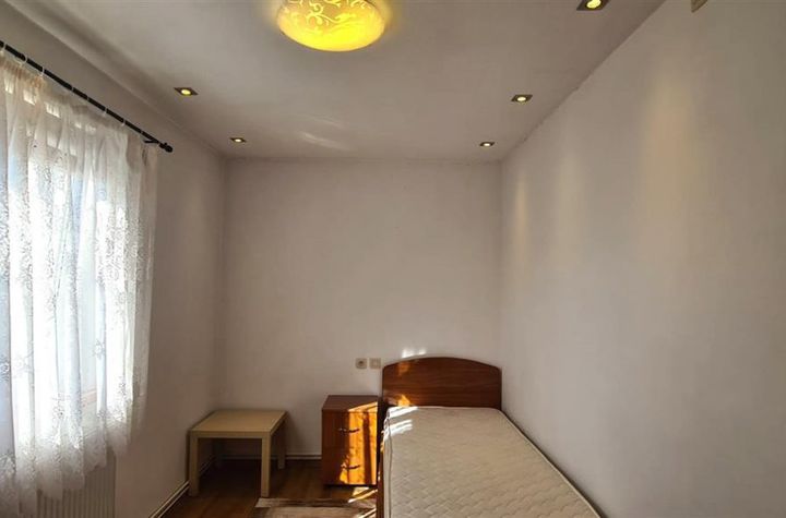 Apartament 3 camere de vanzare TIGLARI - Sibiu anunturi imobiliare Sibiu