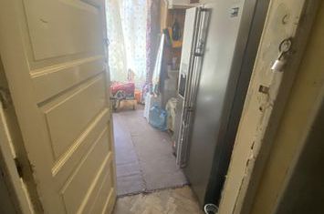 Garsonieră de vanzare SARARI - Dolj anunturi imobiliare Dolj