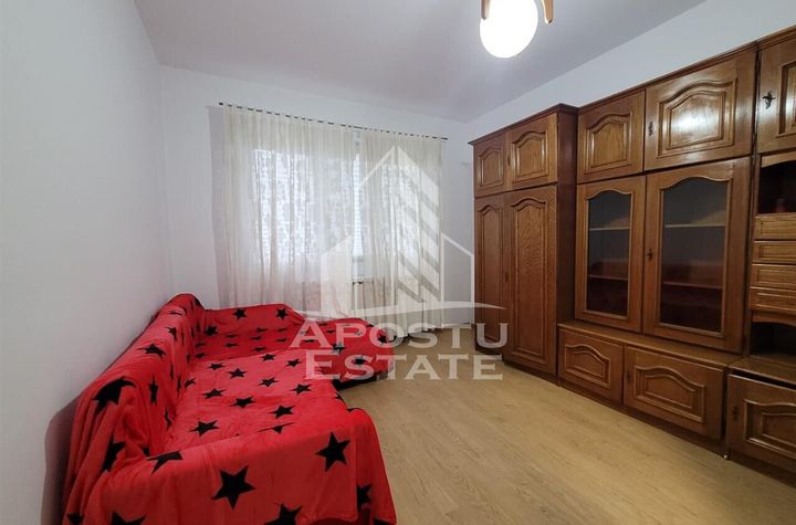 Garsoniera langa Iulius Mall zona Lipovei etaj 1 anunturi imobiliare Timis