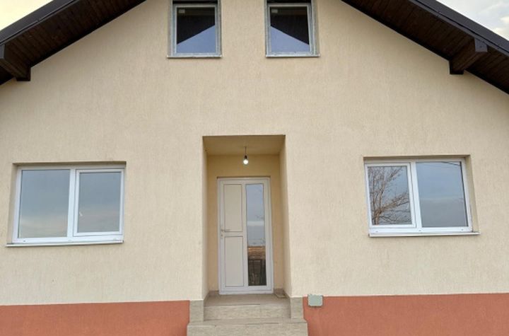 Casă - 3 camere de vanzare COGEASCA - Iasi anunturi imobiliare Iasi