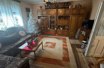 Casă - 3 camere de vanzare CENTRAL - Alba anunturi imobiliare Alba