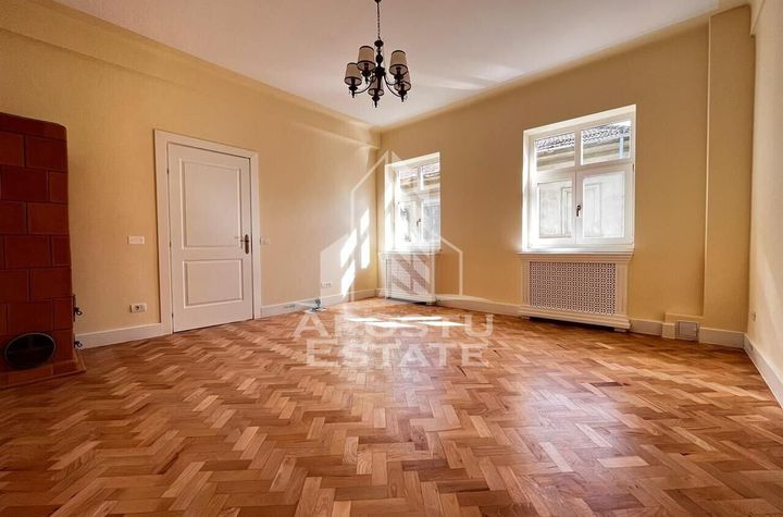 Apartament cu 2 camere ideal pentru firme/birouri/locuit in zona Piata Unirii anunturi imobiliare Timis