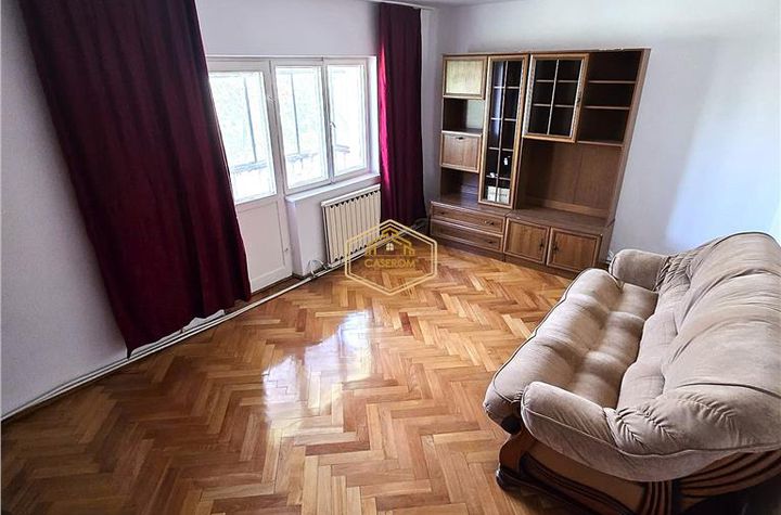Apartament 3 camere de vanzare MICRO 17 - Satu Mare anunturi imobiliare Satu Mare