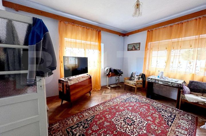 Vilă - 3 camere de vanzare ORADEA - Bihor anunturi imobiliare Bihor