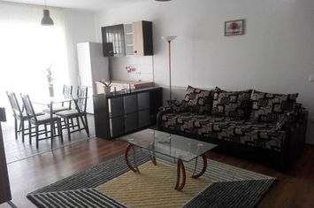 Apartament 3 camere de inchiriat TRACTORUL - Brasov anunturi imobiliare Brasov