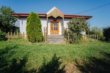 Casă cu 4 camere de vânzare - Chiperești, Iași anunturi imobiliare Iasi