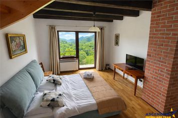 Apartament 16 camere de vanzare BRAN - Brasov anunturi imobiliare Brasov