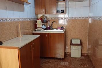 Casă - 5 camere de vanzare CALARASI - Calarasi anunturi imobiliare Calarasi