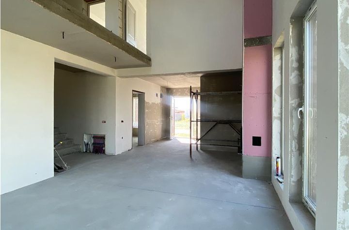 Casă - 4 camere de vanzare SANTANDREI - Bihor anunturi imobiliare Bihor