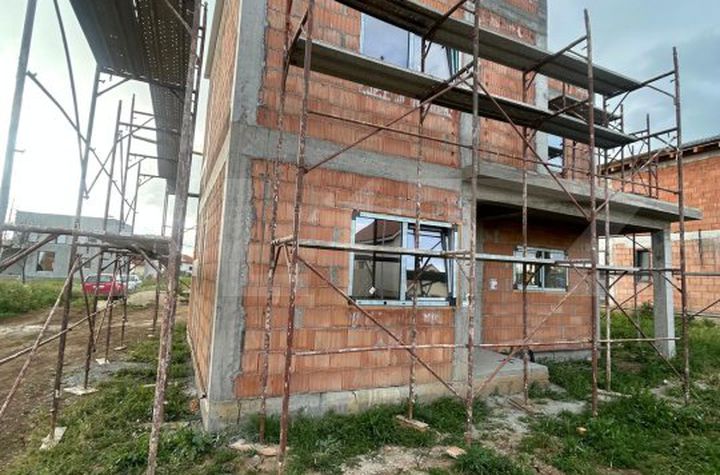 Vilă - 5 camere de vanzare GIARMATA - Timis anunturi imobiliare Timis