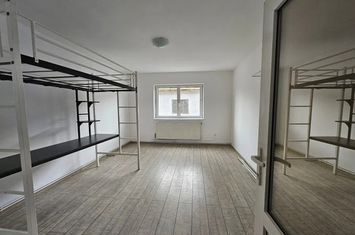 Apartament 4 camere de inchiriat BARTOLOMEU - Brasov anunturi imobiliare Brasov