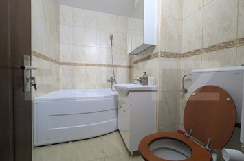 Apartament 3 camere de vanzare CANTEMIR - Bihor anunturi imobiliare Bihor