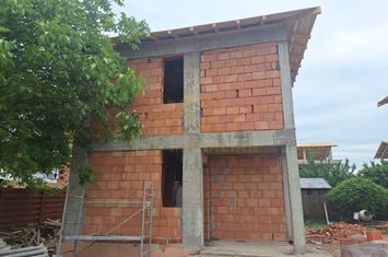 VILA INDIVIDUALA P+1-STR.ASTRELOR(METROU BERCENI) anunturi imobiliare Bucuresti