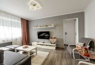 320 €, Apartament 2 camere