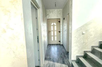 Vilă - 10 camere de vanzare BOTOSANI - Botosani anunturi imobiliare Botosani