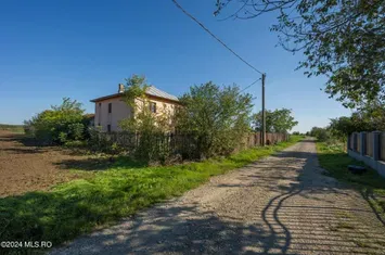 BELCIUGATELE - VALEA IAZURILOR, CASA 200 MP, LOT 8000 MP! anunturi imobiliare Calarasi