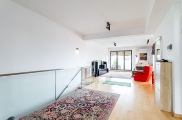 4-room duplex, unfurnished, terrace, Dorobanti Capitale area anunturi imobiliare Bucuresti