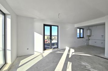 Apartament 4 camere de vanzare MAMAIA - Constanta anunturi imobiliare Constanta