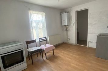 Casă - 2 camere de inchiriat 1 MAI - Dolj anunturi imobiliare Dolj