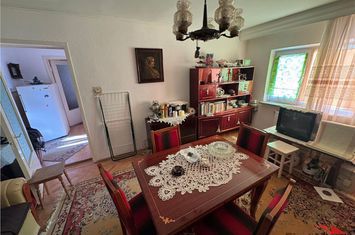 Apartament 2 camere de vanzare CENTRAL - Vrancea anunturi imobiliare Vrancea