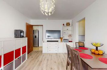 Apartament 3 camere Teiul Doamnei Lacul Tei anunturi imobiliare Bucuresti