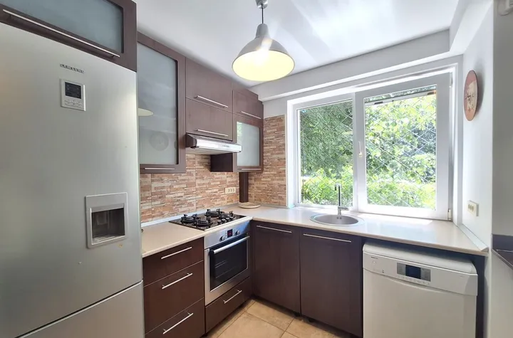 Apartament 3 cam renovat&mobilat&utilat – Parter- Giulesti-Crangasi anunturi imobiliare Bucuresti