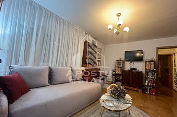 Apartament cu 3 camere si 2 bai, decomandat in zona Girocului anunturi imobiliare Timis