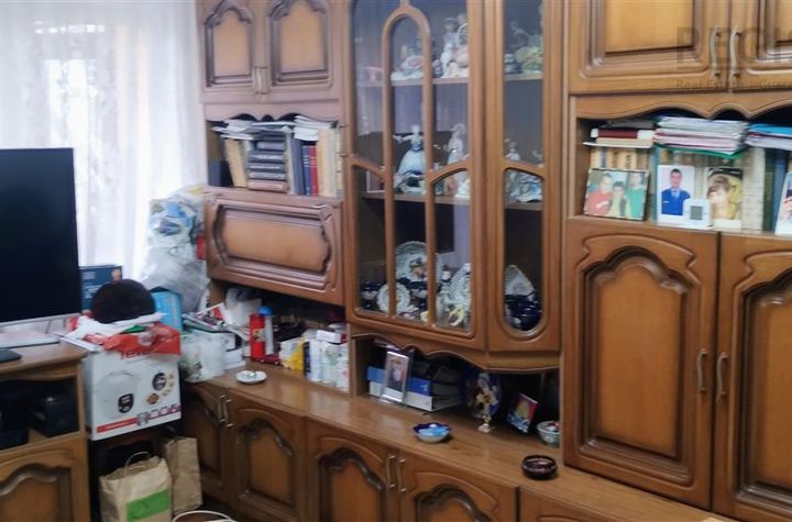 Apartament 3 camere de vanzare OBOR - Buzau anunturi imobiliare Buzau