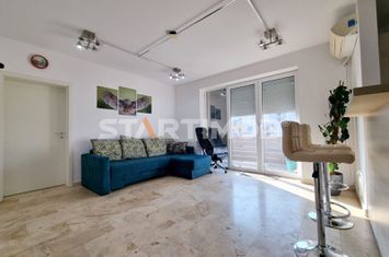 Apartament 2 camere si jumatate  cu boxa si parcare Avantgarden anunturi imobiliare Brasov