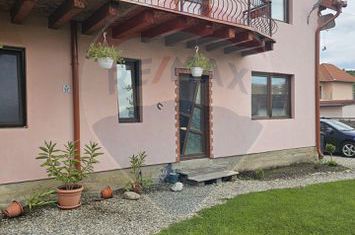 Casă  - Vilă  APARTAMENT LA CASA DE VANZARE anunturi imobiliare Sibiu