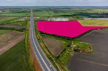 Investiție strategică: Teren cu PUZ pentru un parc logistic anunturi imobiliare Arad