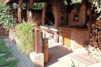 Duplex în Mosnita Noua situat în apropiere de drumul principal. anunturi imobiliare Timis