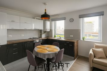 Apartament 2 camere de inchiriat TRACTORU - Brasov anunturi imobiliare Brasov
